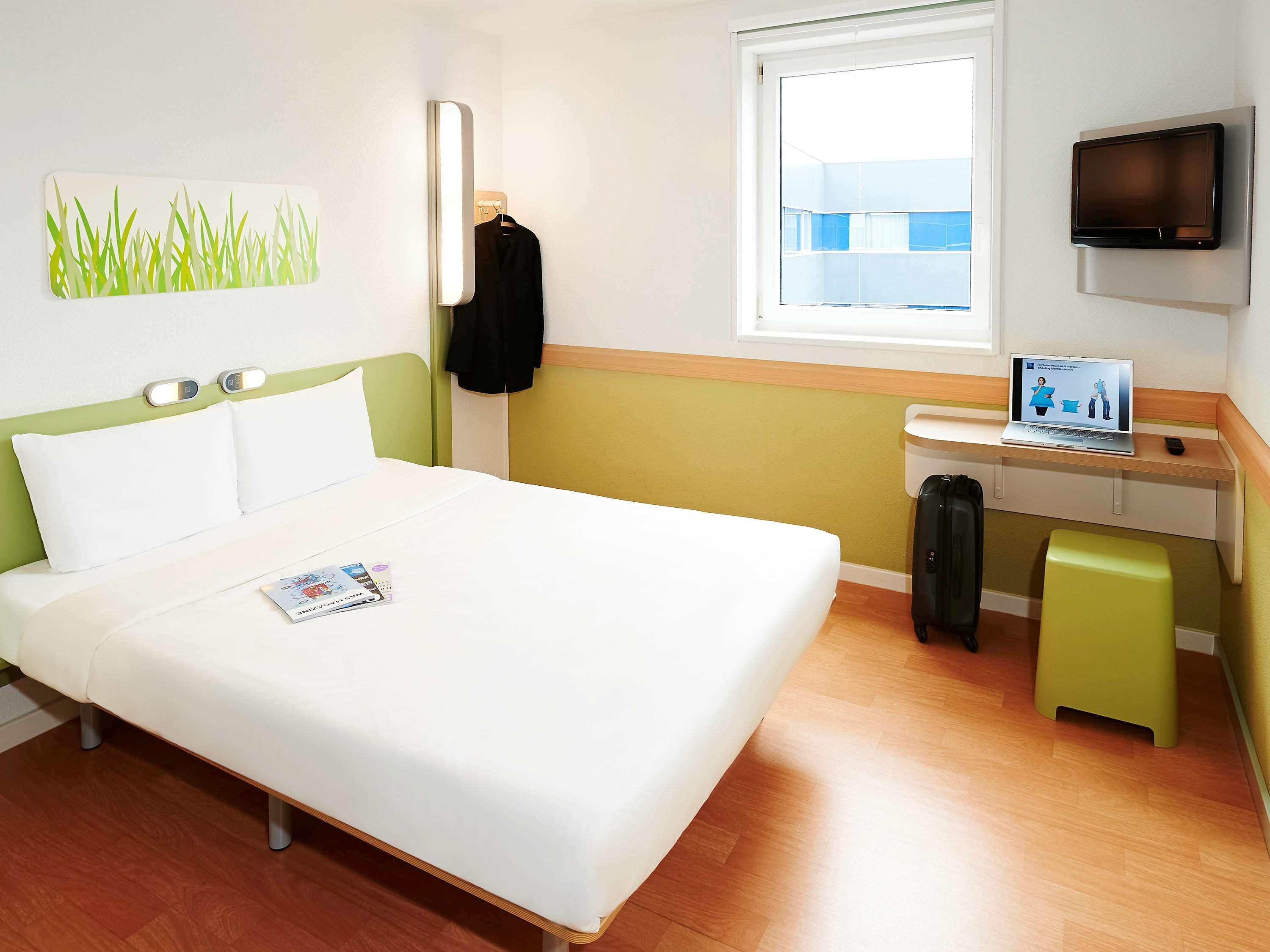 Ibis Budget Barcelona San Andres de la Barca Εξωτερικό φωτογραφία