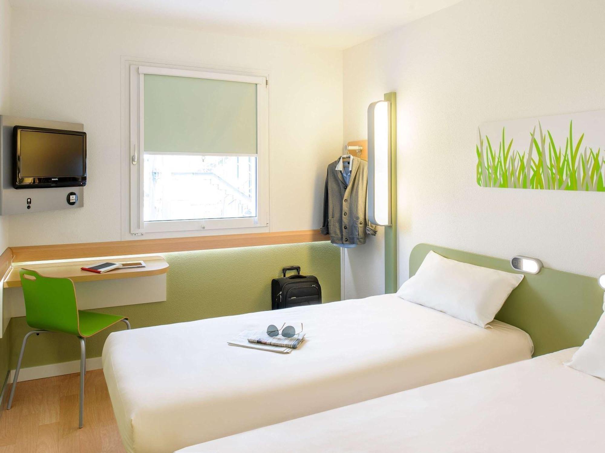 Ibis Budget Barcelona San Andres de la Barca Εξωτερικό φωτογραφία