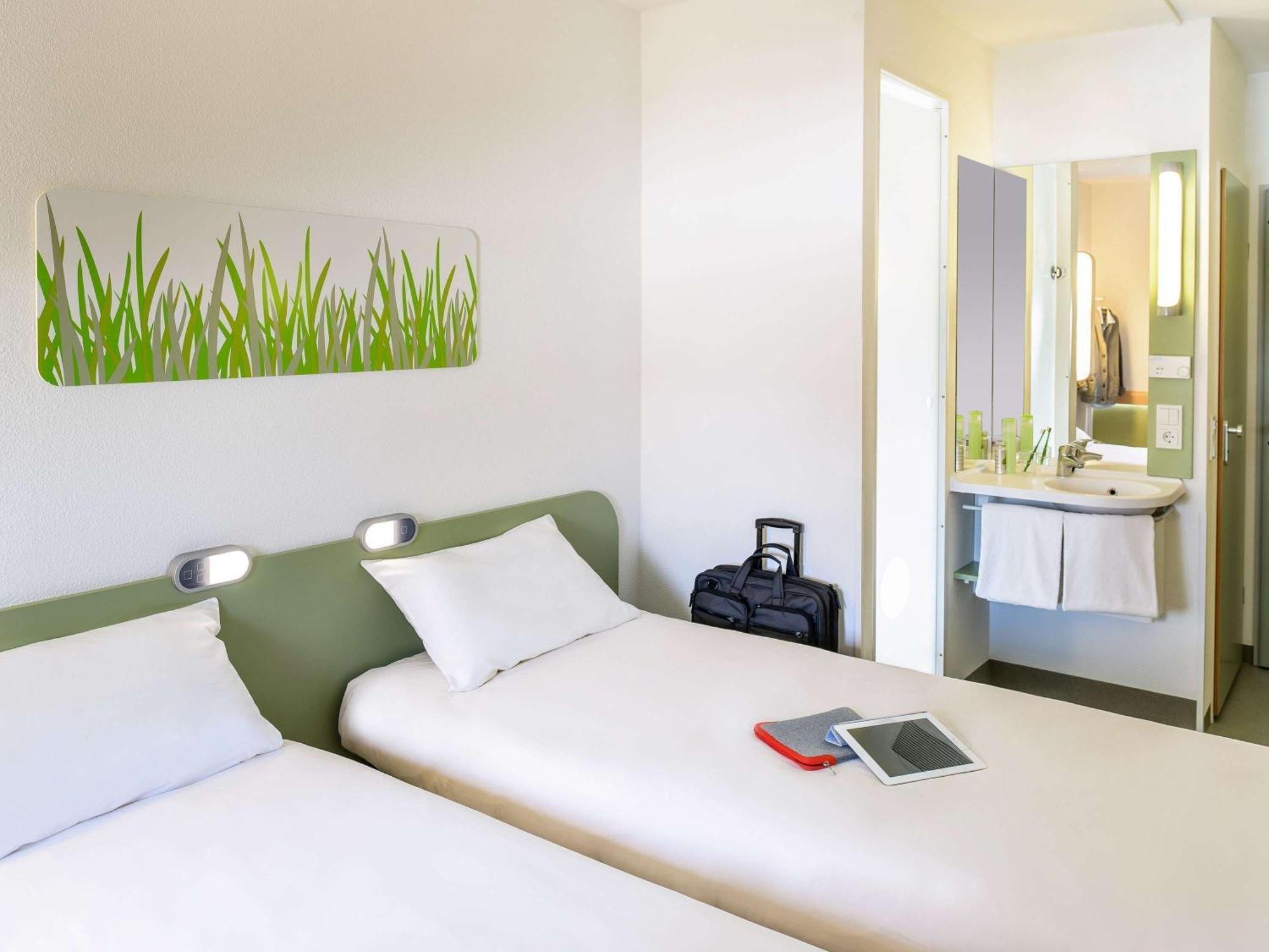 Ibis Budget Barcelona San Andres de la Barca Εξωτερικό φωτογραφία