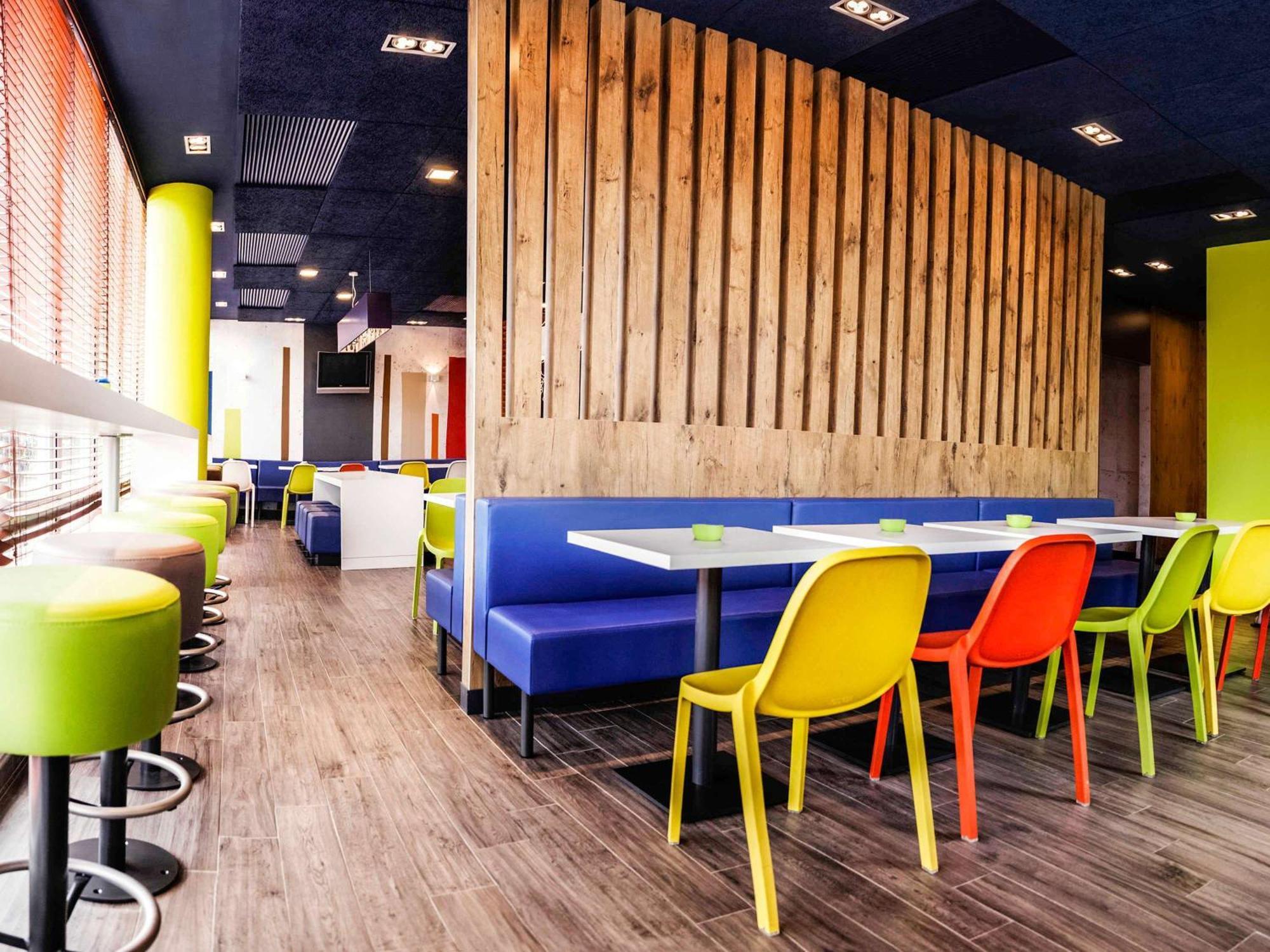 Ibis Budget Barcelona San Andres de la Barca Εξωτερικό φωτογραφία