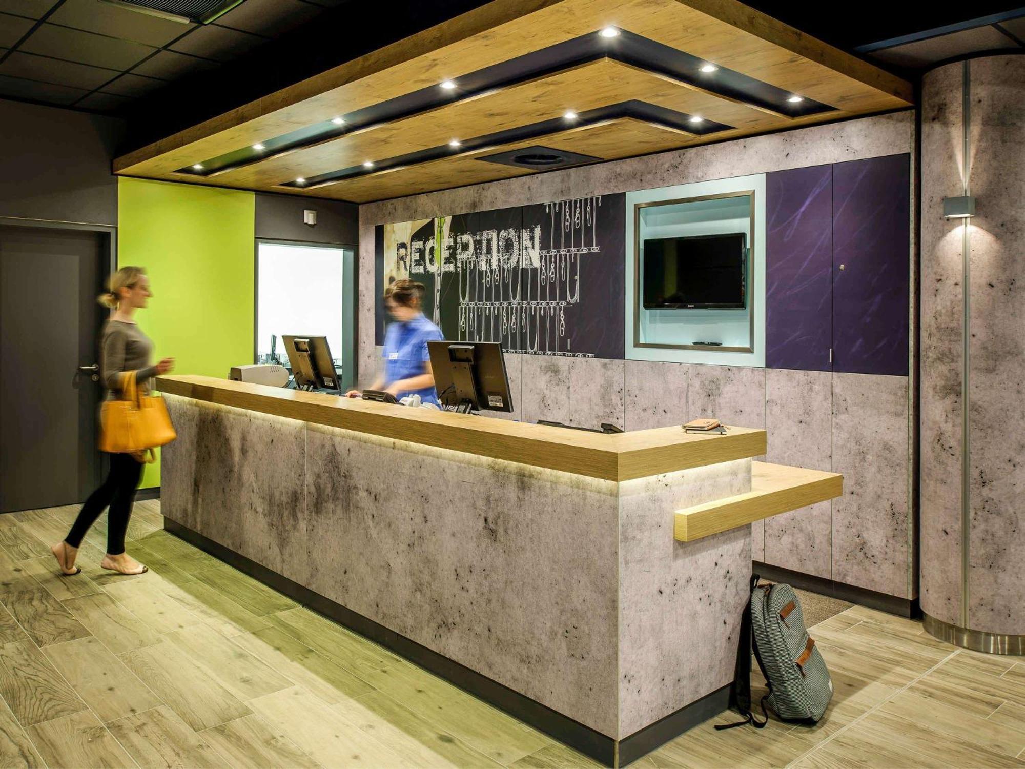 Ibis Budget Barcelona San Andres de la Barca Εξωτερικό φωτογραφία
