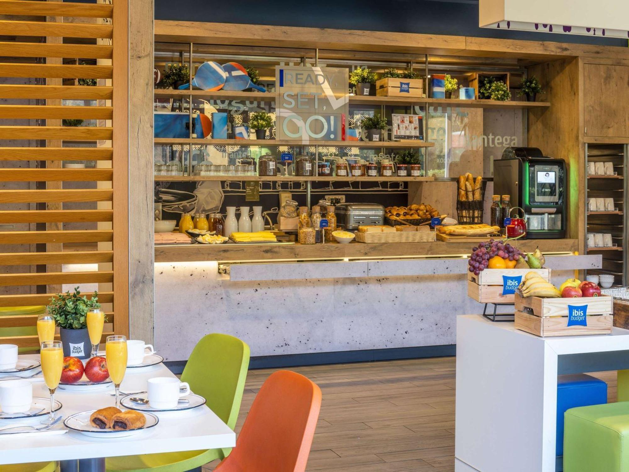 Ibis Budget Barcelona San Andres de la Barca Εξωτερικό φωτογραφία